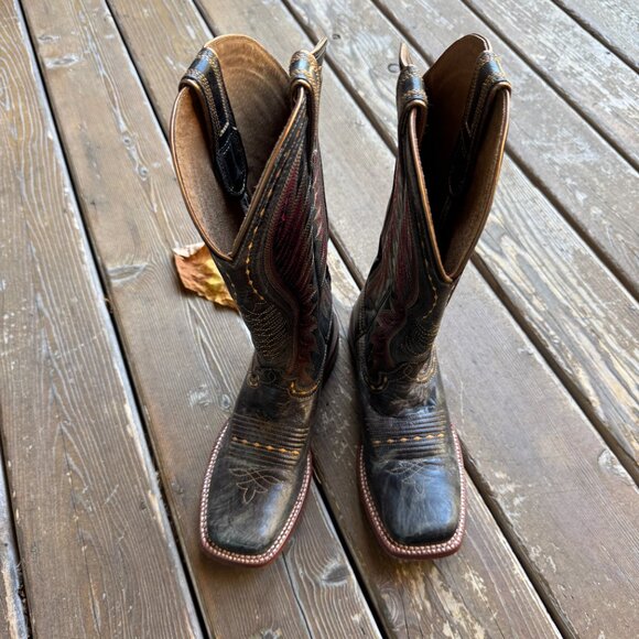 Ariat Vaquera Black & Red Leather Western Boot #10019934 in Women's 7.5B - Picture 2 of 11
